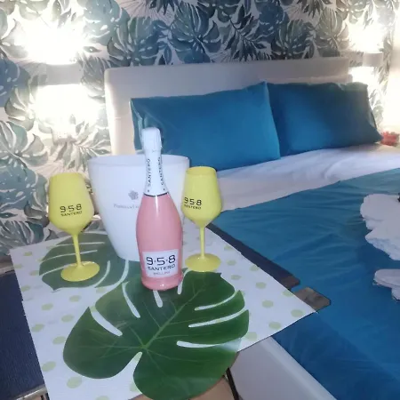 Alojamento de Acomodação e Pequeno-almoço Simy3 Nápoles